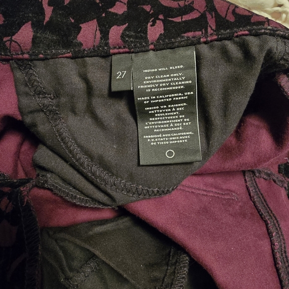 J Brand.Mulberry Brocade Pants, Size 27. - Picture 7 of 9